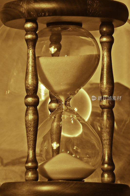 golden hourglass